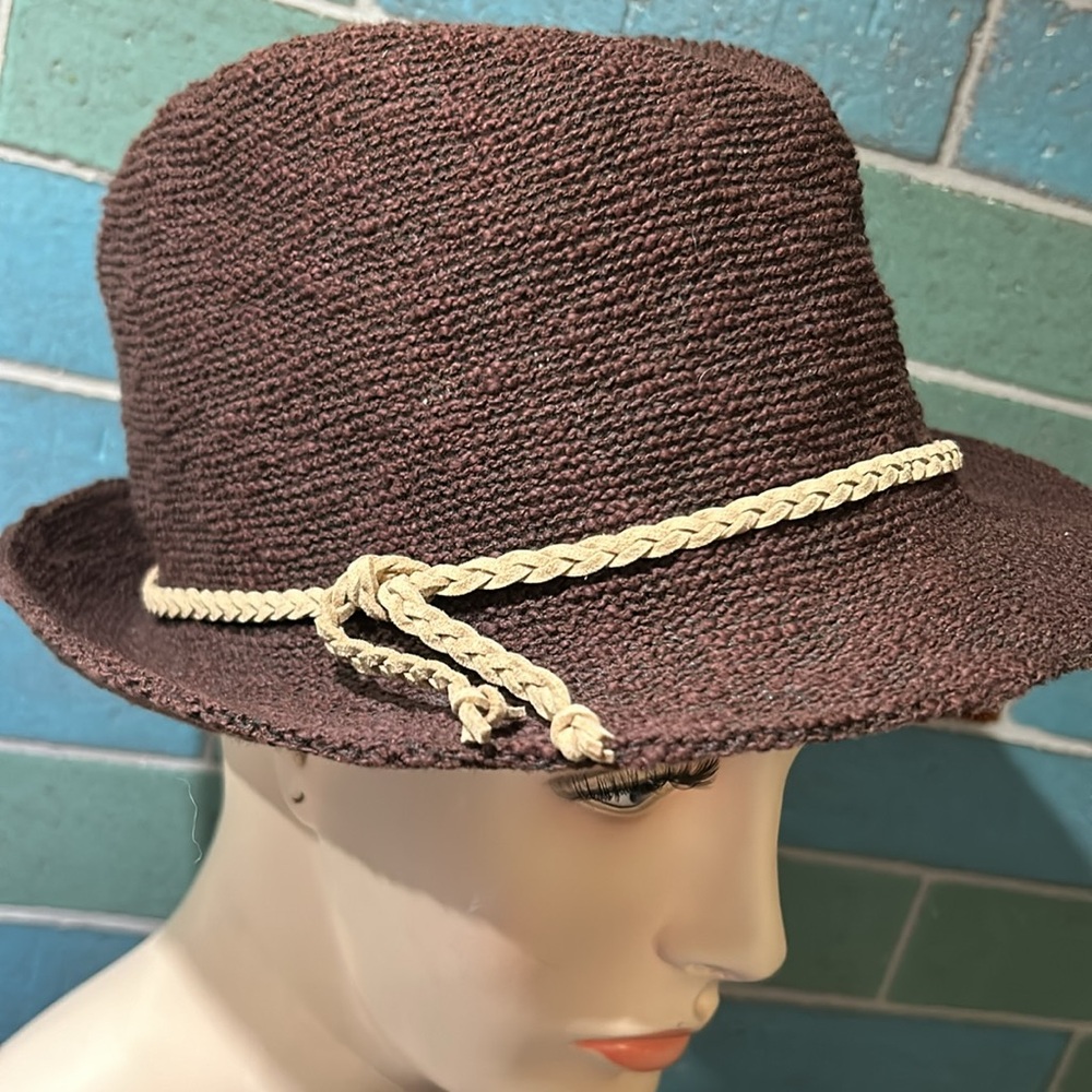 Summer hat - Picture 3 of 11